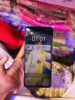 টেকনো স্পার্ক ৩০ ১২৮ জিবি কালো