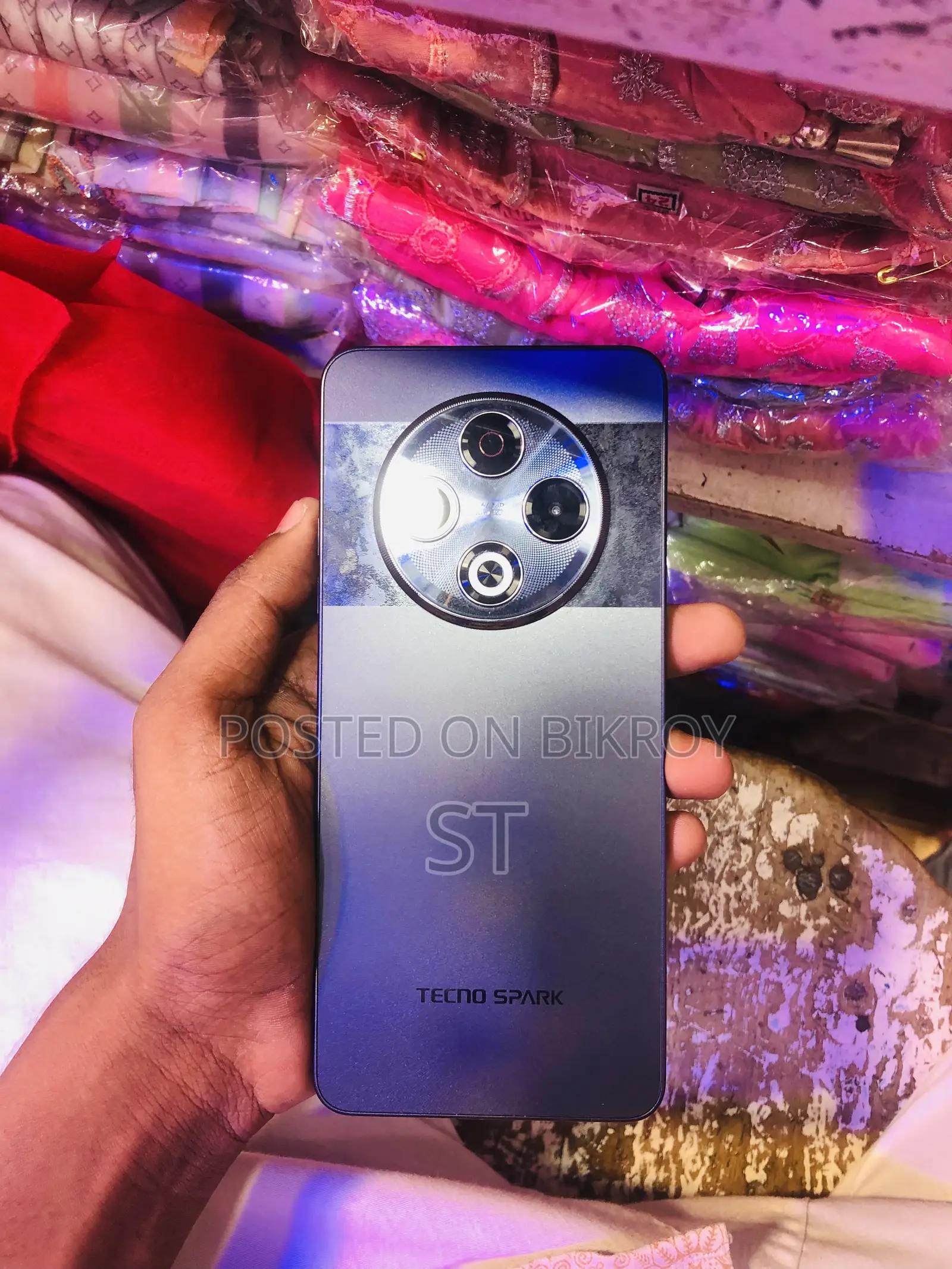 টেকনো স্পার্ক ৩০ ১২৮ জিবি কালো