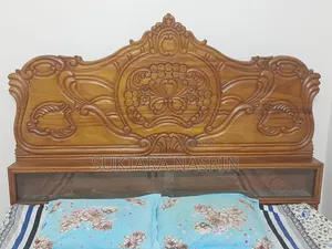 Box bed for sale.