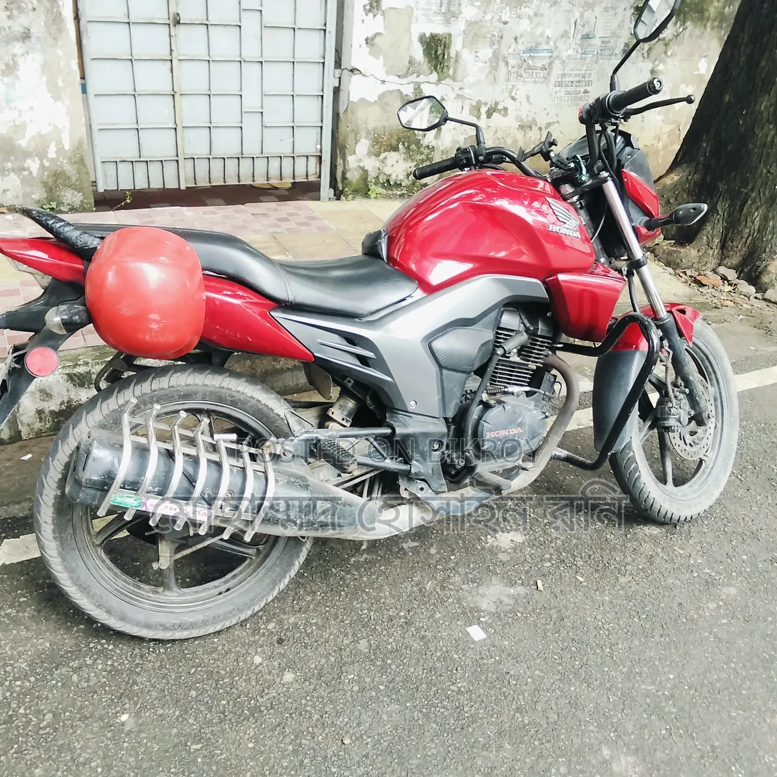 Honda CB 2017 Red