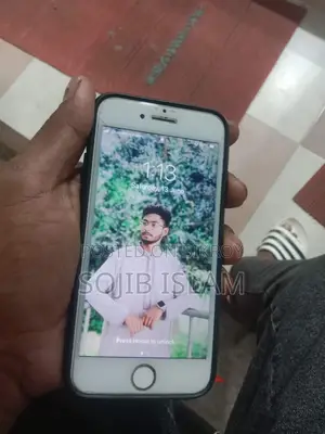 অ্যাপল আইফোন ৭ ১২৮ জিবি লাল