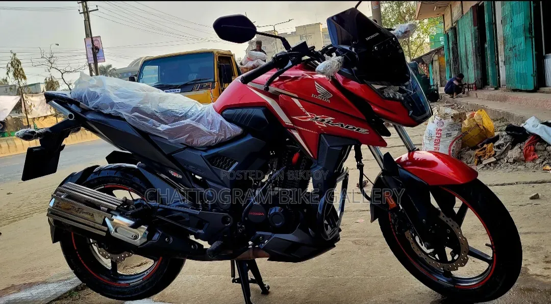 Honda X-Blade 160 2022 Red