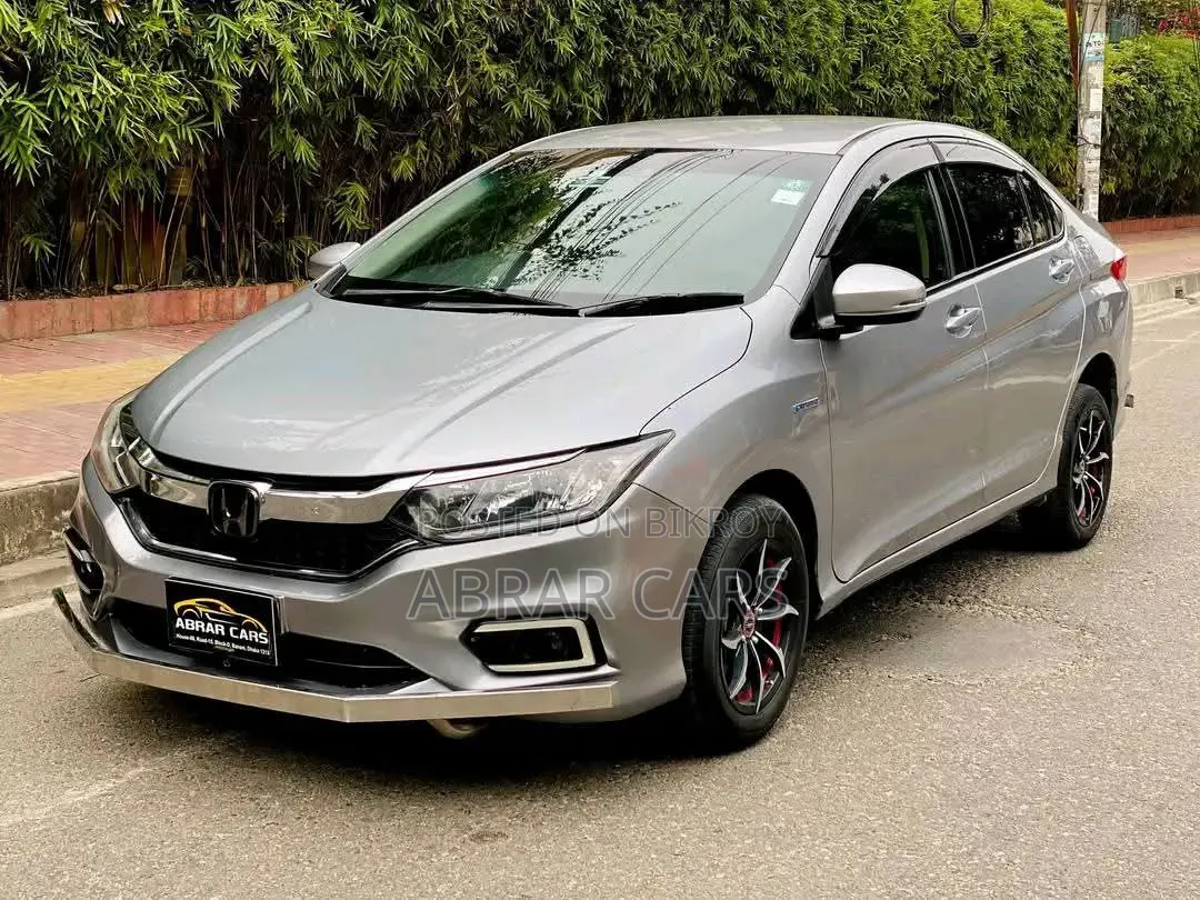 Honda Grace 1.5 Hybrid Front Wheel Drive 2017 Gray