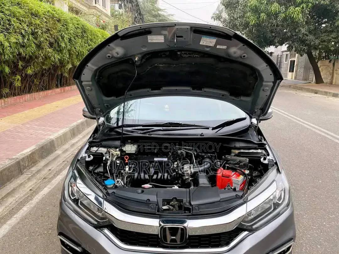 Honda Grace 1.5 Hybrid Front Wheel Drive 2017 Gray