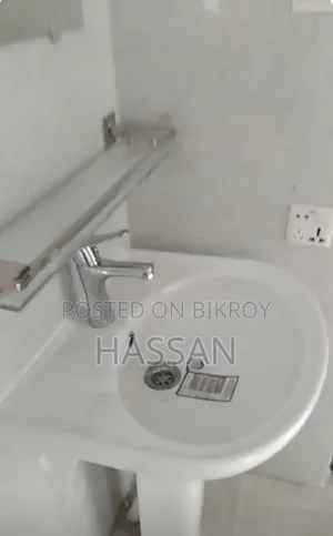 3-bedroom Apartment in Aftab Nagar for rent