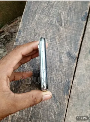 রিয়েলমি এক্স২ ১২৮ জিবি সাদা