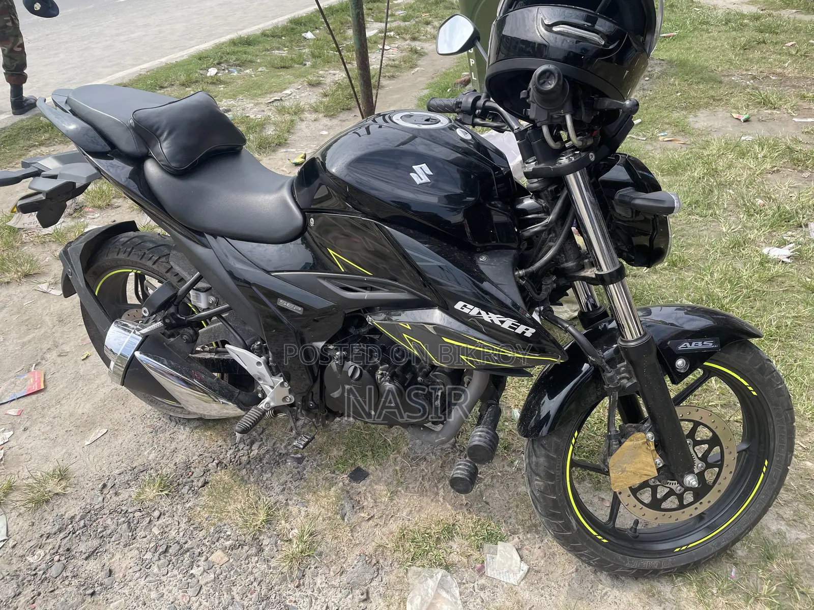 Suzuki Gixxer Fi ABS 2025 Black