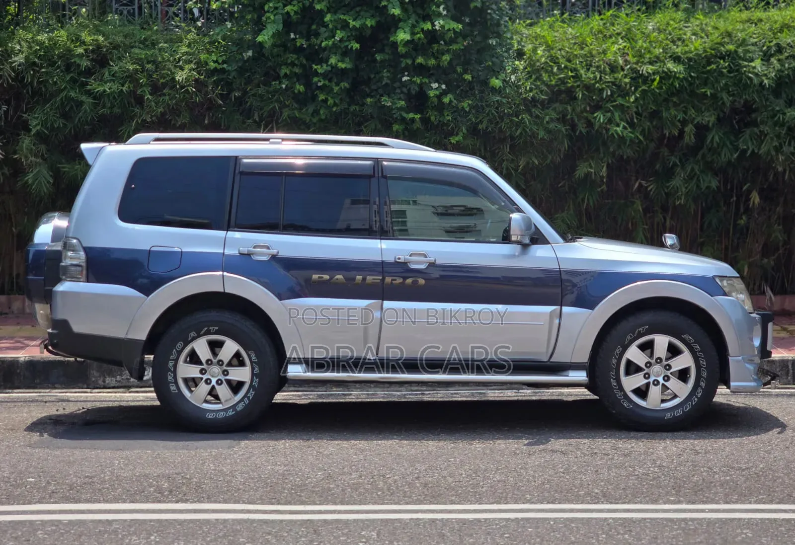 Mitsubishi Pajero 2006
