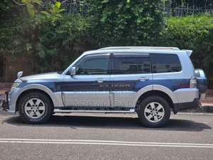 Mitsubishi Pajero 2006