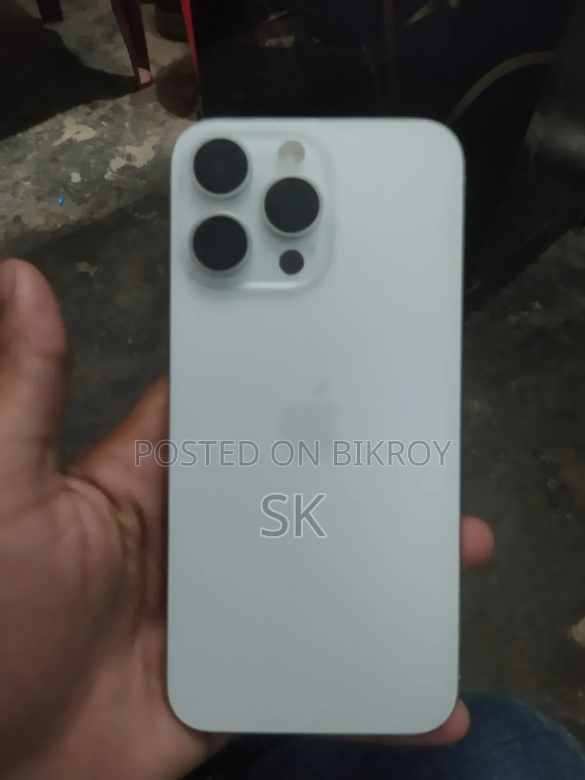 New Apple iPhone 15 Pro Max 256 GB Silver