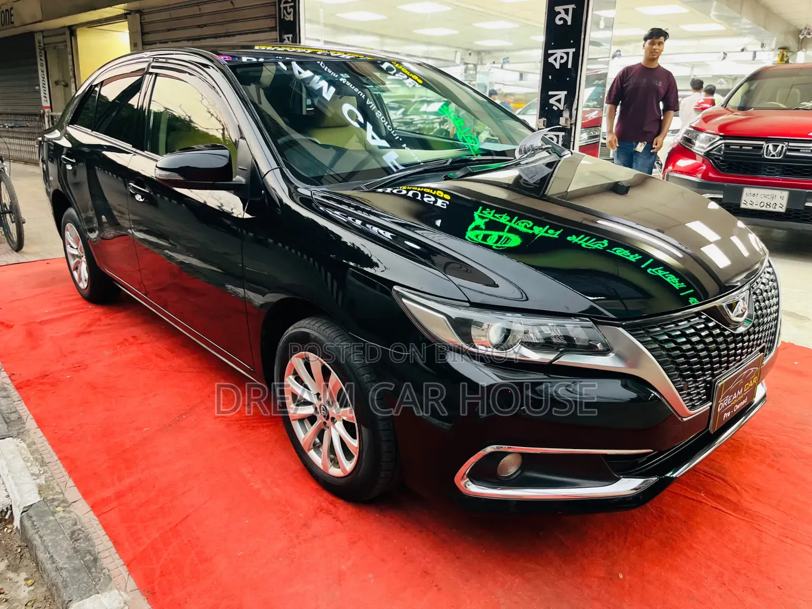 টয়োটা অ্যালিয়ন ২০১৮ কালো