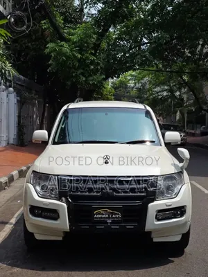 মিতসুবিশি পাজেরো ২০০৬ সাদা