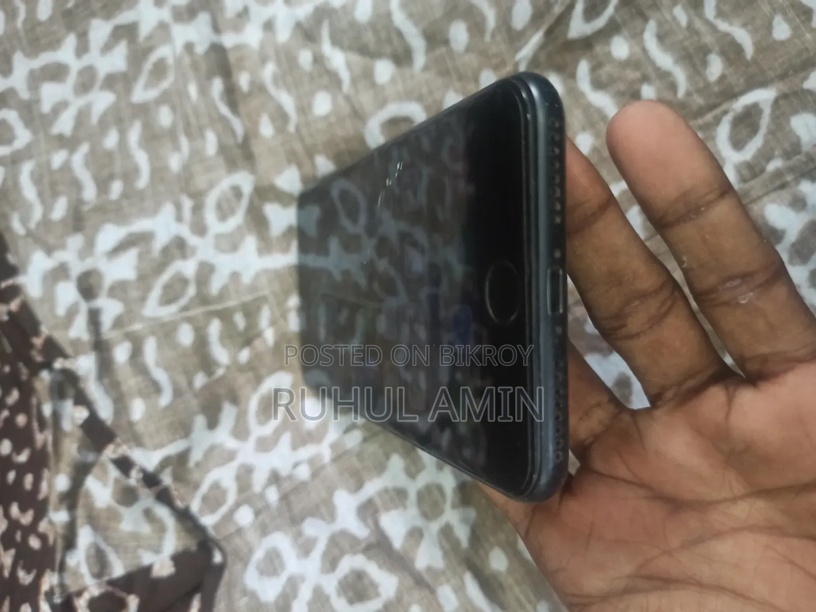 অ্যাপল আইফোন ৭ প্লাস ৩২ জিবি ব্ল্যাক