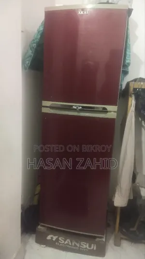 একটি ব্যবহৃত ফ্রেশ কন্ডিশন ফ্রিজ বিক্রি করা হবে, সিঙ্গারের কম্প্রেসর।