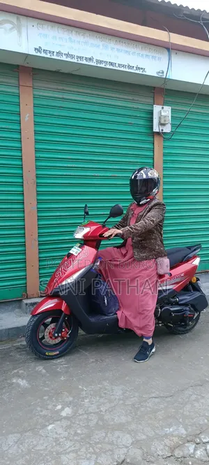 রানার স্কুটি-১১০ ২০২১ লাল