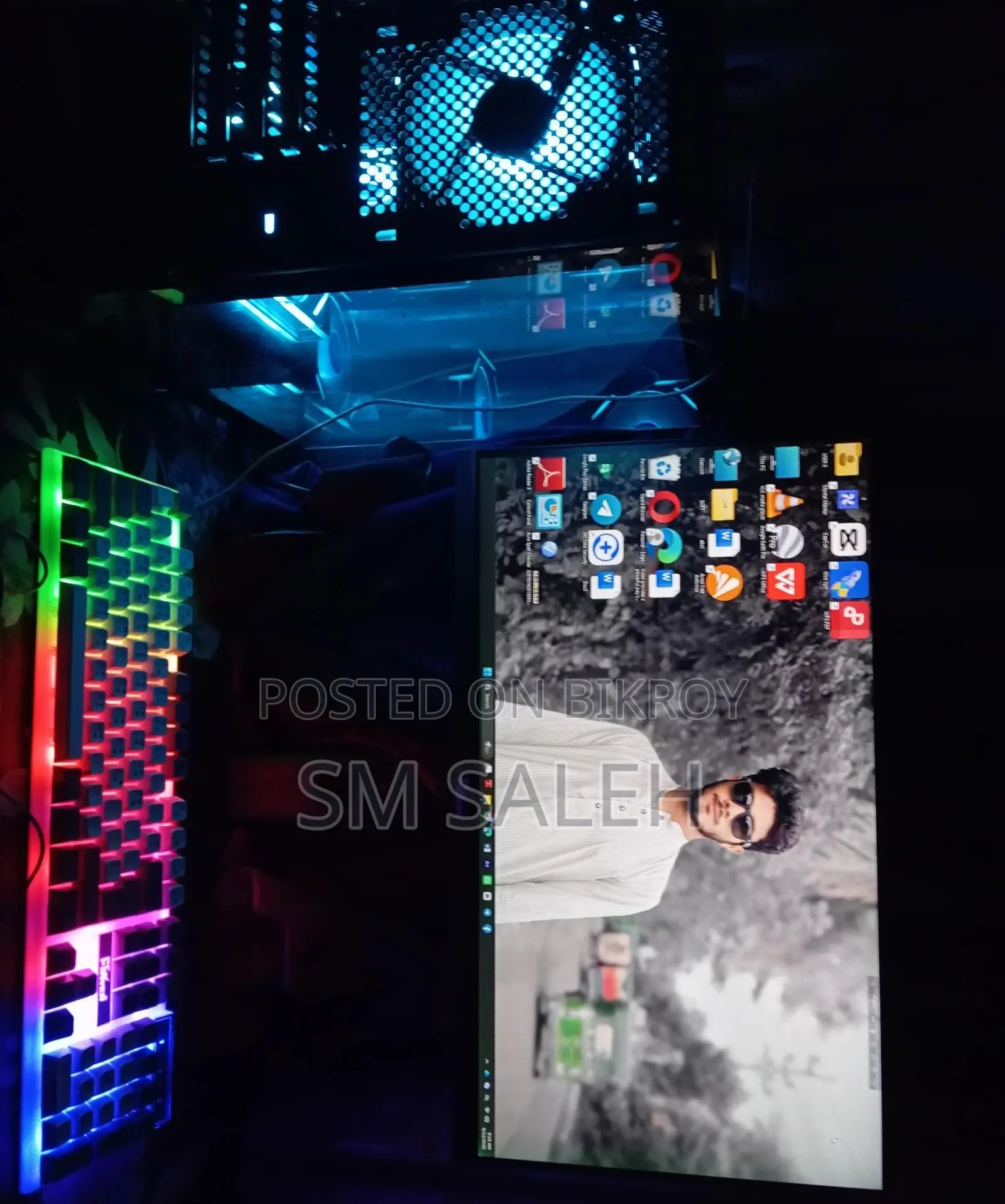 Desktop Computer 8GB AMD Ryzen 5 256GB SSD