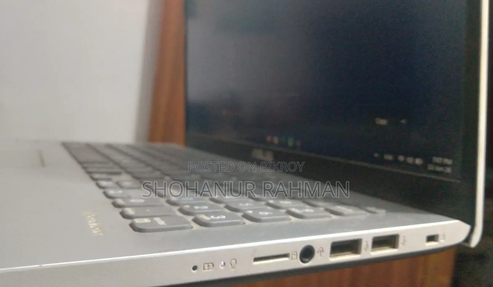 Laptop Asus 8GB Intel Core I3 Hard Disk Drive 1 Terabyte