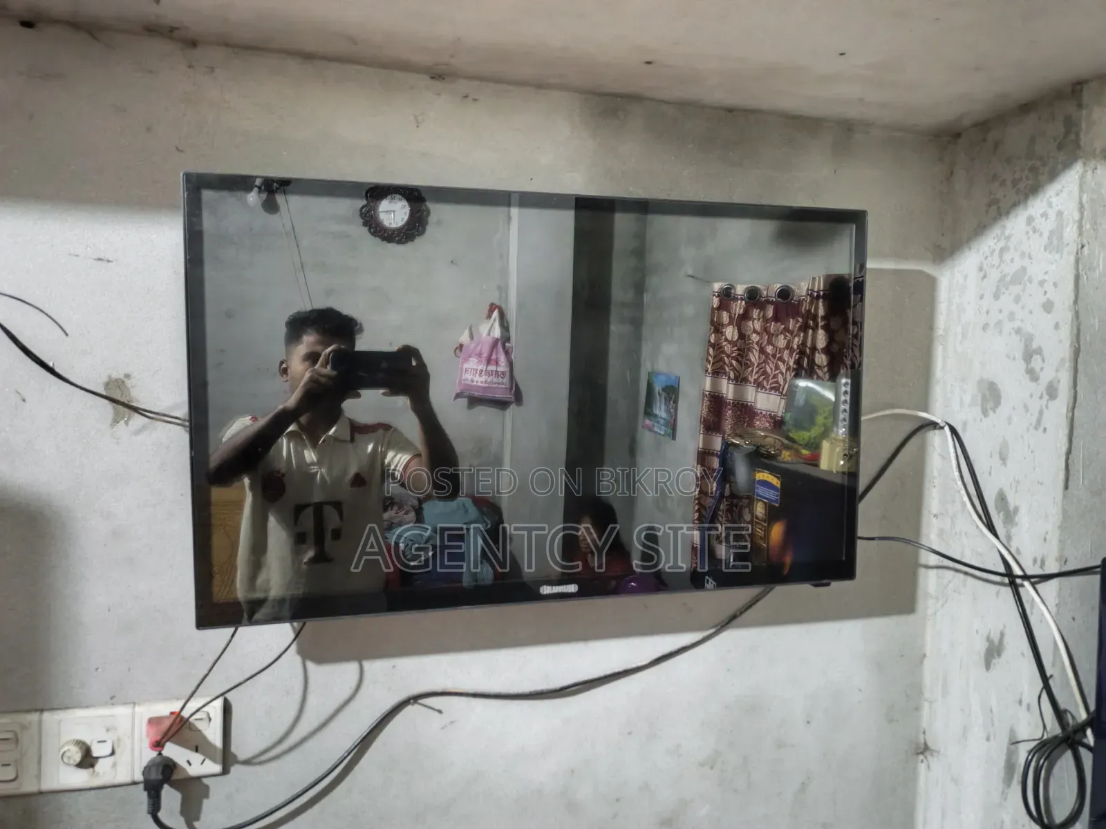 Smart Cloud Tv Led