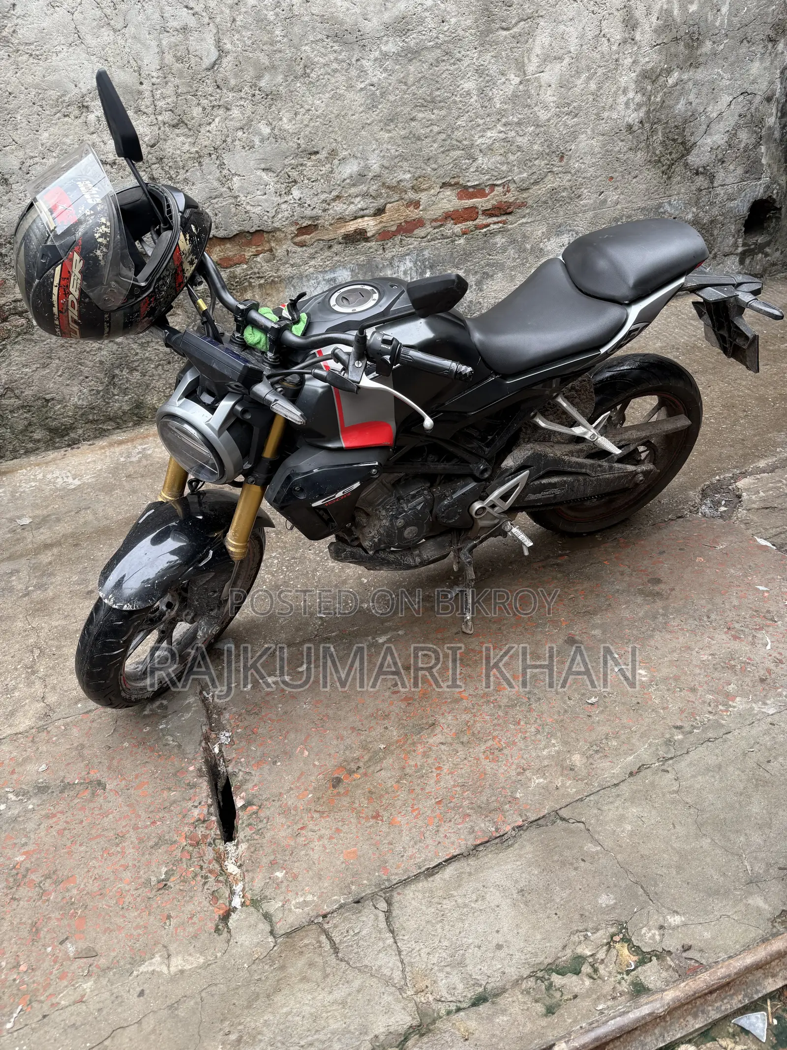 Honda CB 2018 Gray