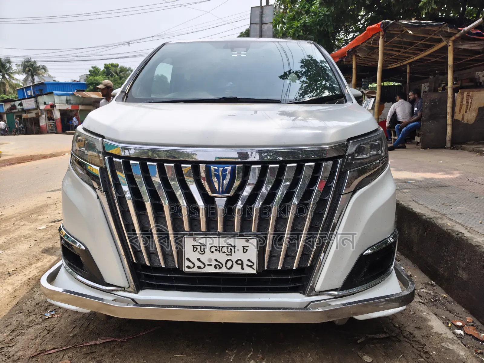 টয়োটা নোয়া ২০১৮ পার্ল