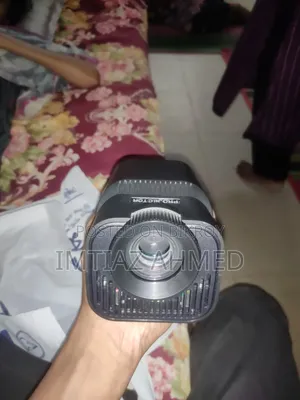Hy320 Projector