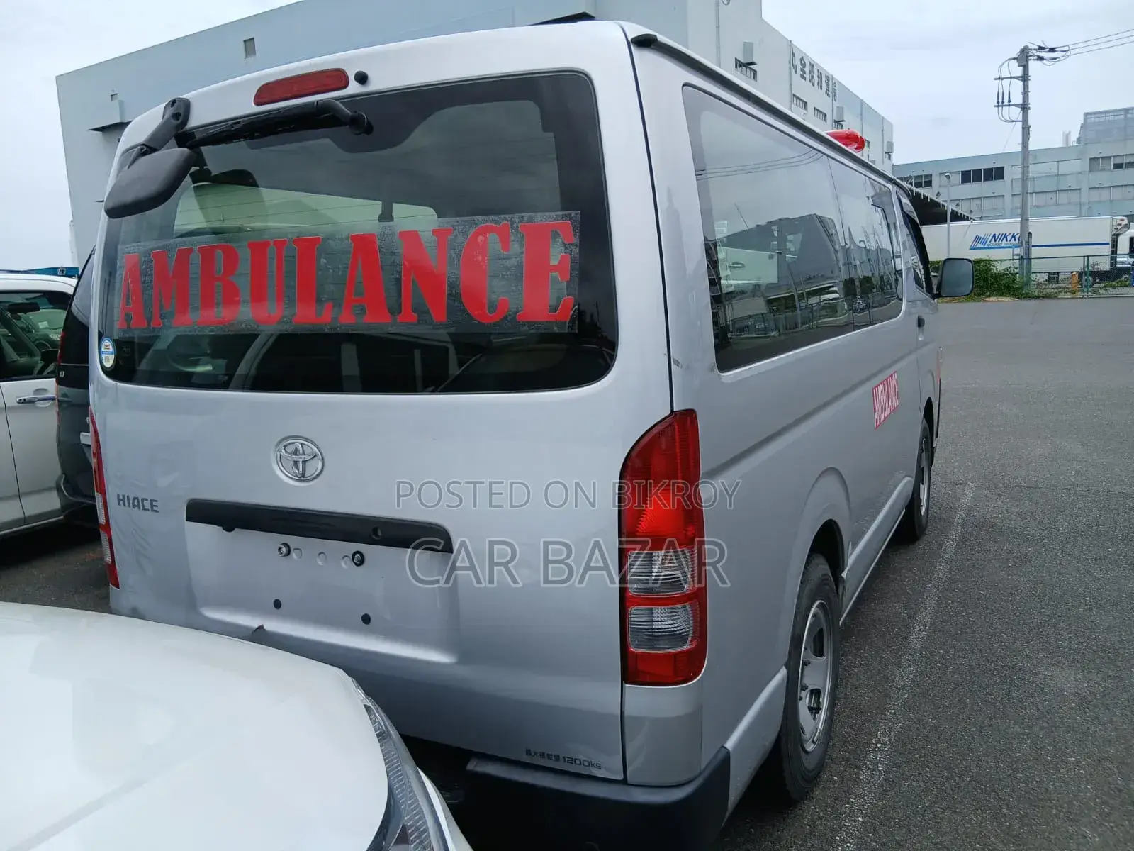 Toyota HiAce 2021 Silver
