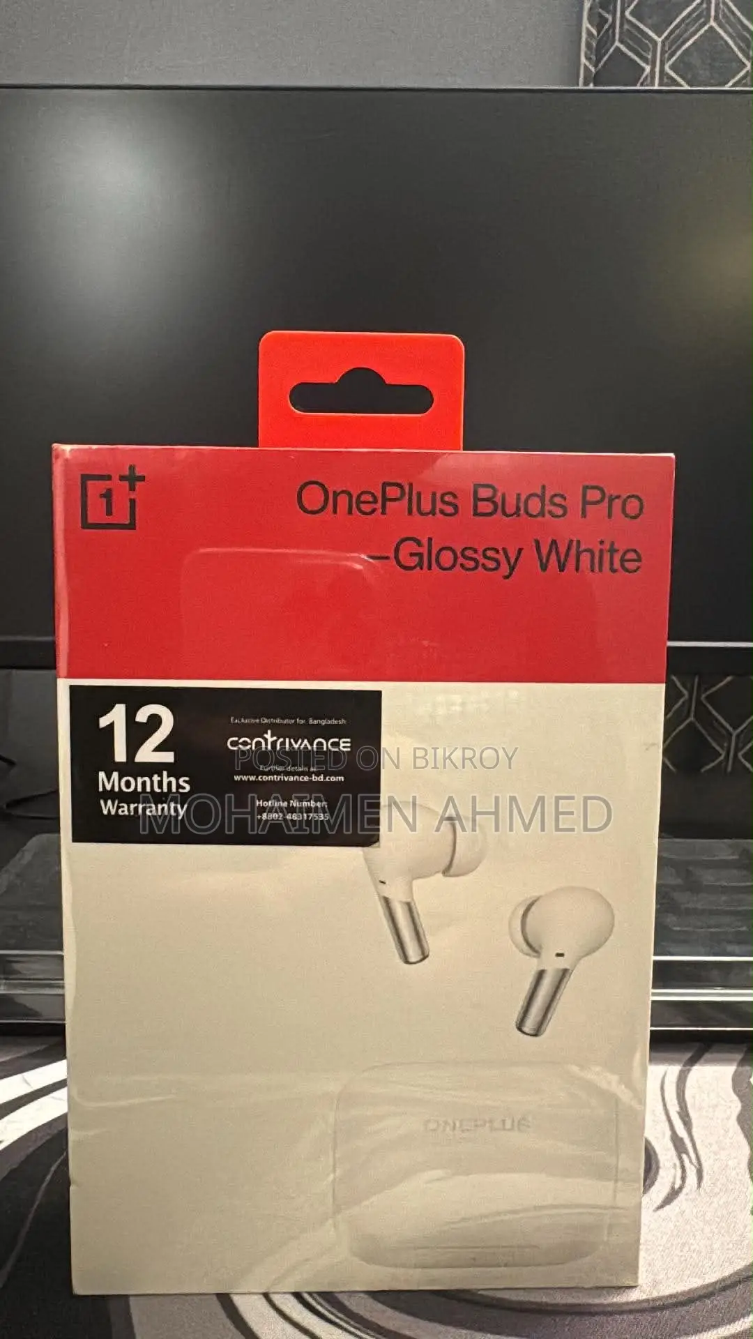 One Plus Buds Pro Intact