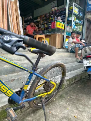 বিক্রয়ের জন্য সাইকেল