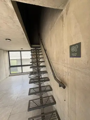 Furnished 4bdrm Apartment in Uproperty, Baridhara for Sale