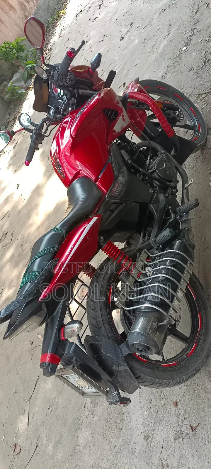 Hero Hunk 2018 Red
