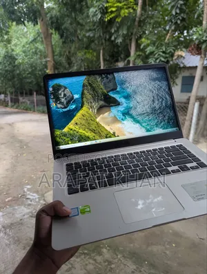 Laptop Asus VivoBook S15 S510UA 4GB Intel Core i3 HDD 1T