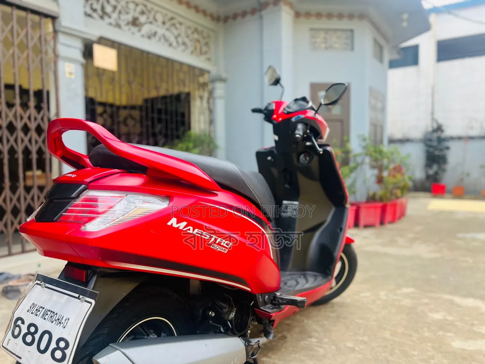 হিরো মায়েস্ট্রো এজ ১১০ ২০২৪ রেড