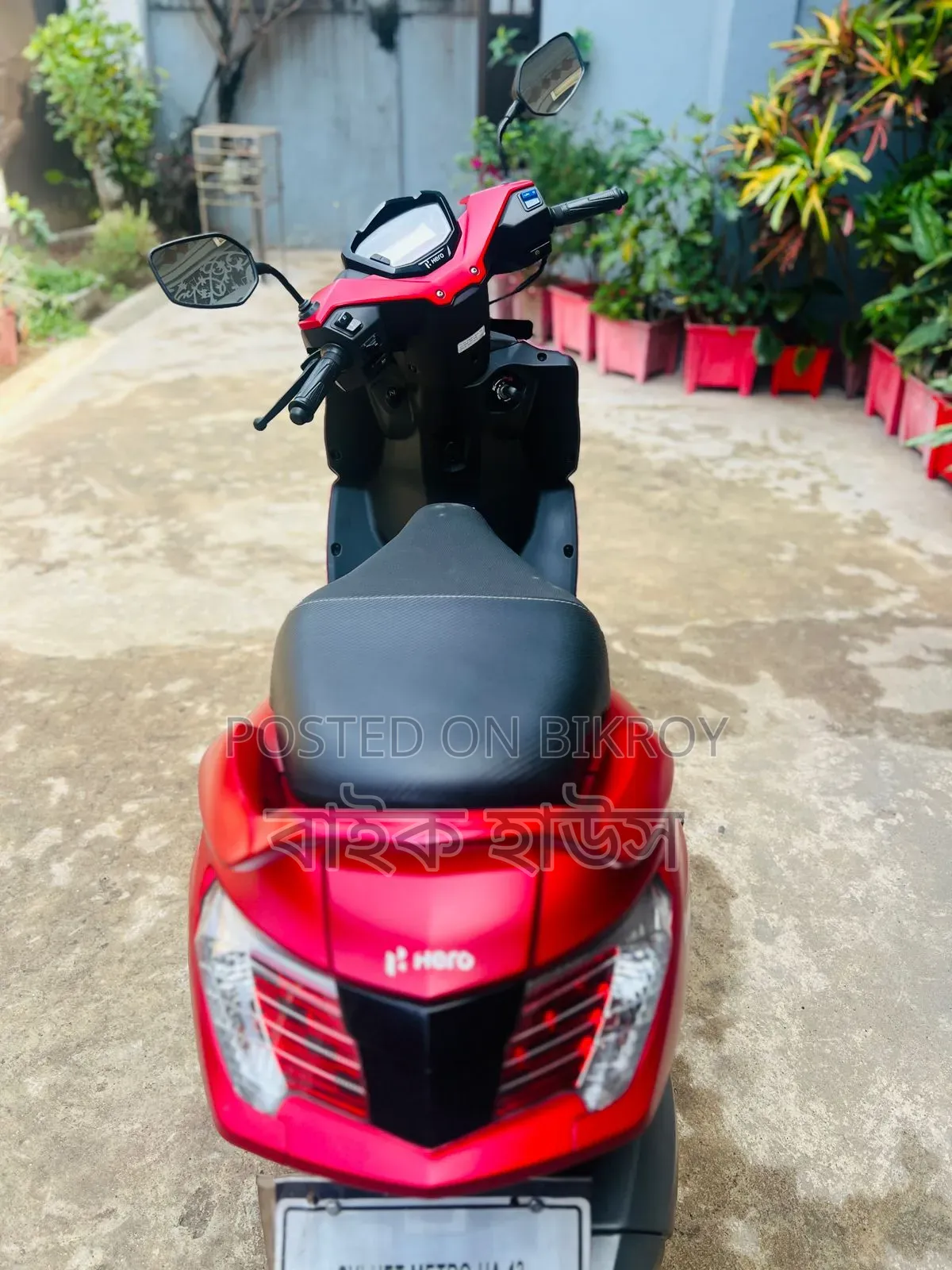 হিরো মায়েস্ট্রো এজ ১১০ ২০২৪ রেড