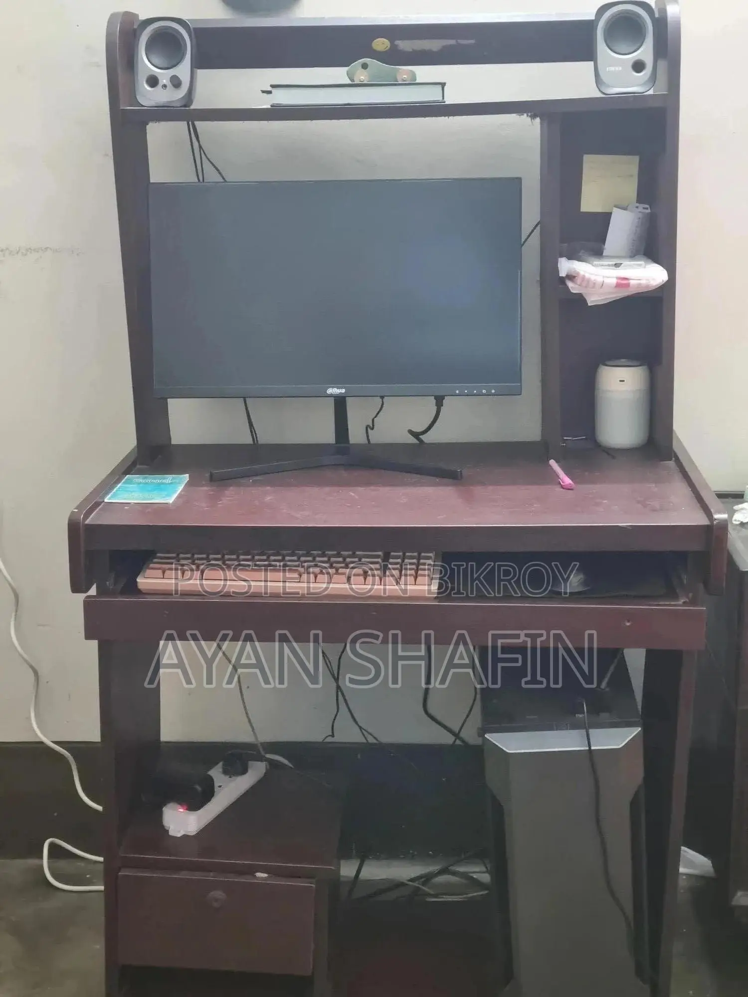 Computer Table