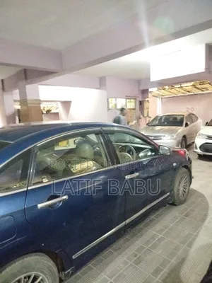 Nissan Bluebird 2011 Blue