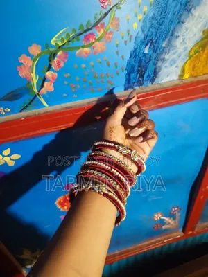 হ্যান্ডমেড চুড়ি