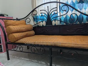 Used Metal Divan Sofa Bed( লোহার ডিভান)