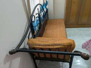 Used Metal Divan Sofa Bed( লোহার ডিভান)