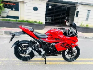 সুজুকি জিক্সার এসএফ ২০২২ রেড
