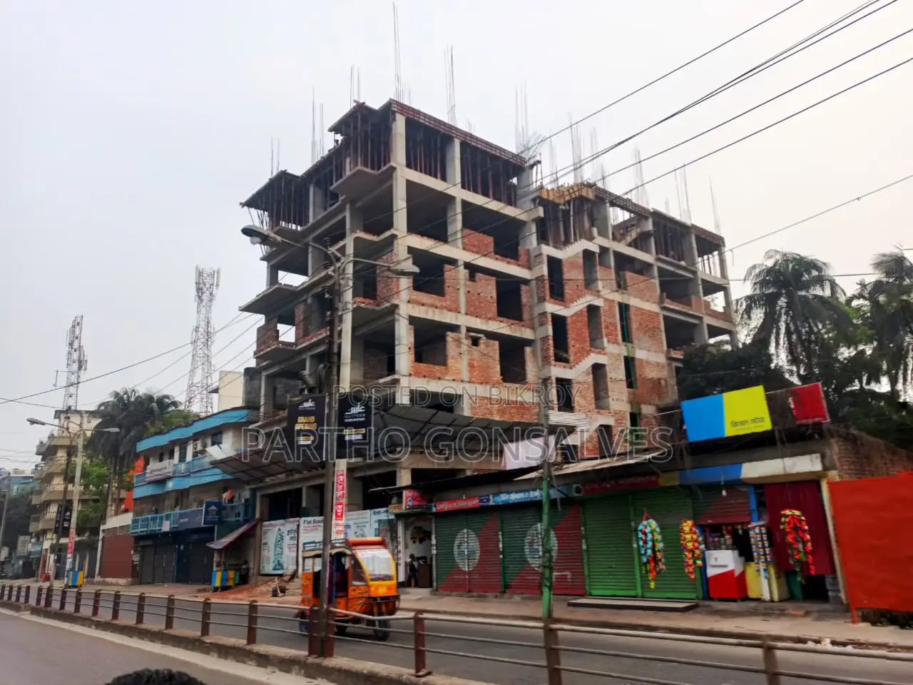 বরিশাল সদরের বাকলা ইভা প্যালেসে ৩ বেডরুমের অ্যাপার্টমেন্ট বিক্রয়ের জন্য