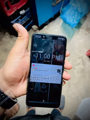 Walton 16 GB Black