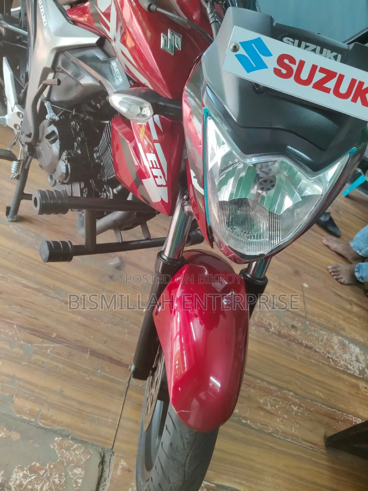 Suzuki Gixxer Monotone 2023 Red
