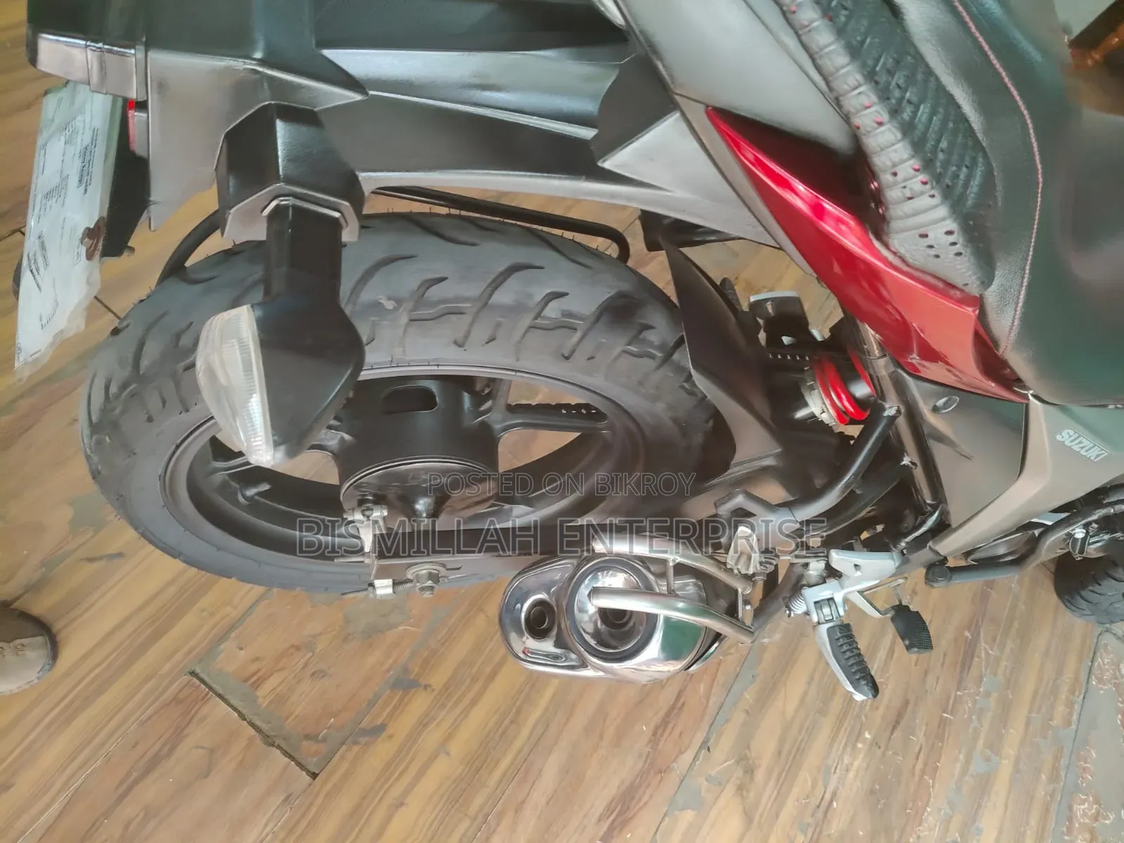 Suzuki Gixxer Monotone 2023 Red
