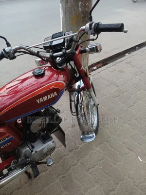 Yamaha Crux 2002 Red