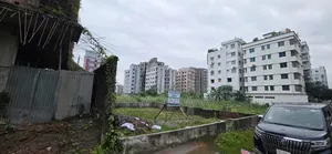 Furnished 3-bedroom Apartment in Aftabnagar Farazi for sale