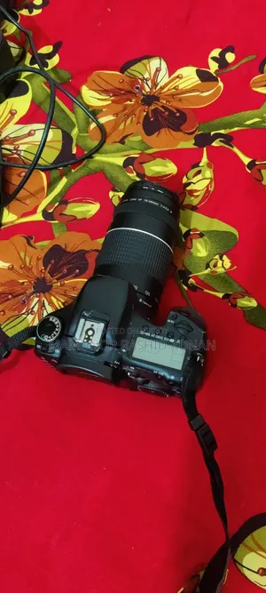 Canon 7D Body and 75-300mm Lens for Sale