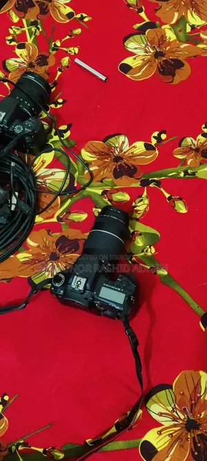 Canon 7D Body and 75-300mm Lens for Sale