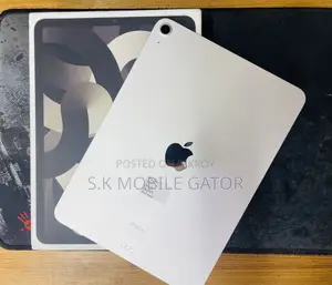 Apple iPad Air (2022) 64 GB Silver