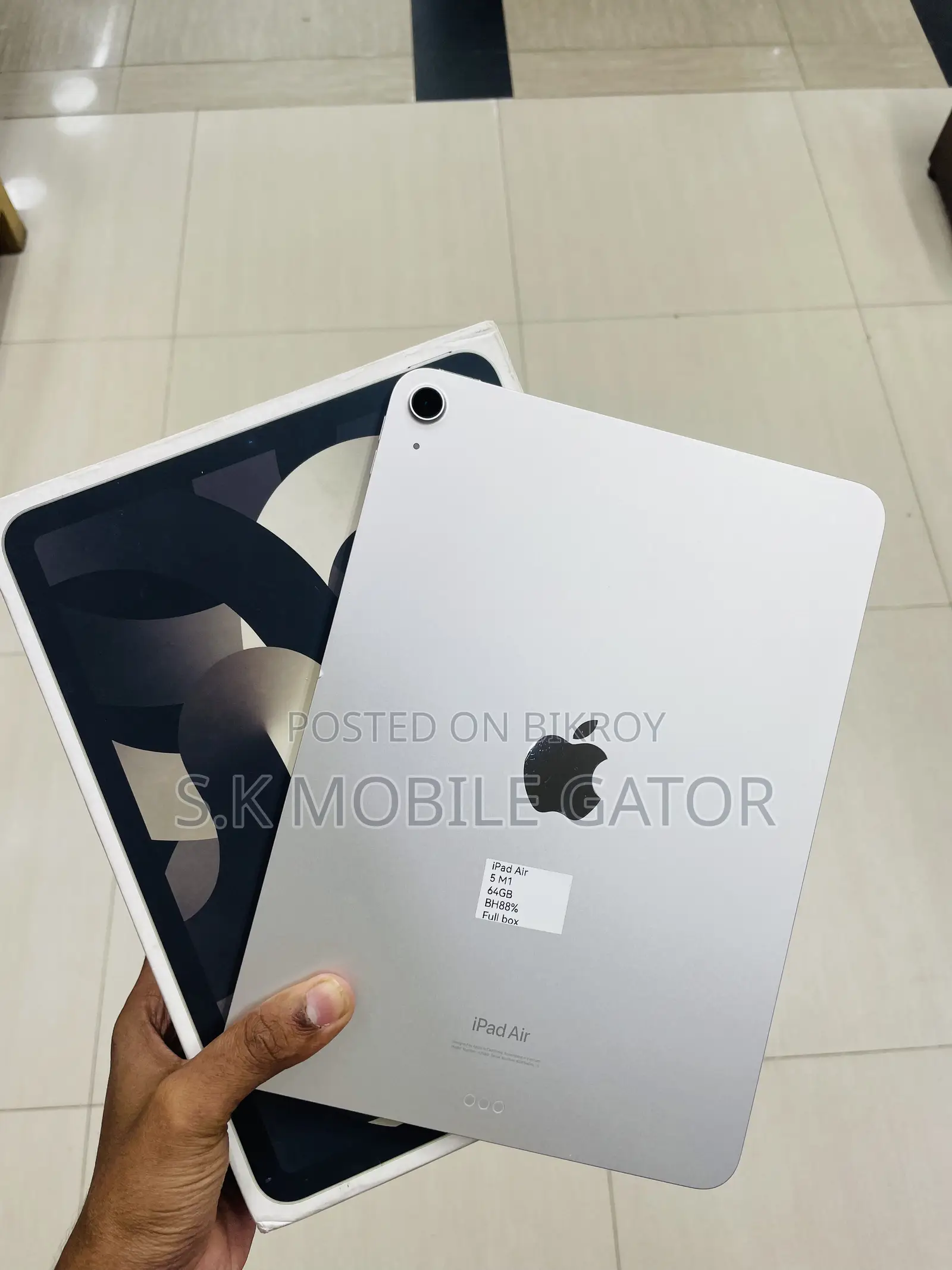Apple iPad Air (2022) 64 GB Silver