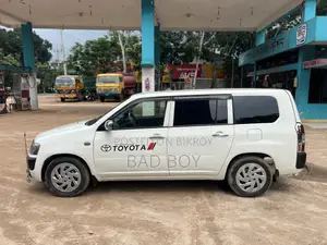 টয়োটা প্রোবক্স ২০০৬ হোয়াইট